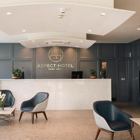 Aspect Hotel Park West Клондолкин Экстерьер фото