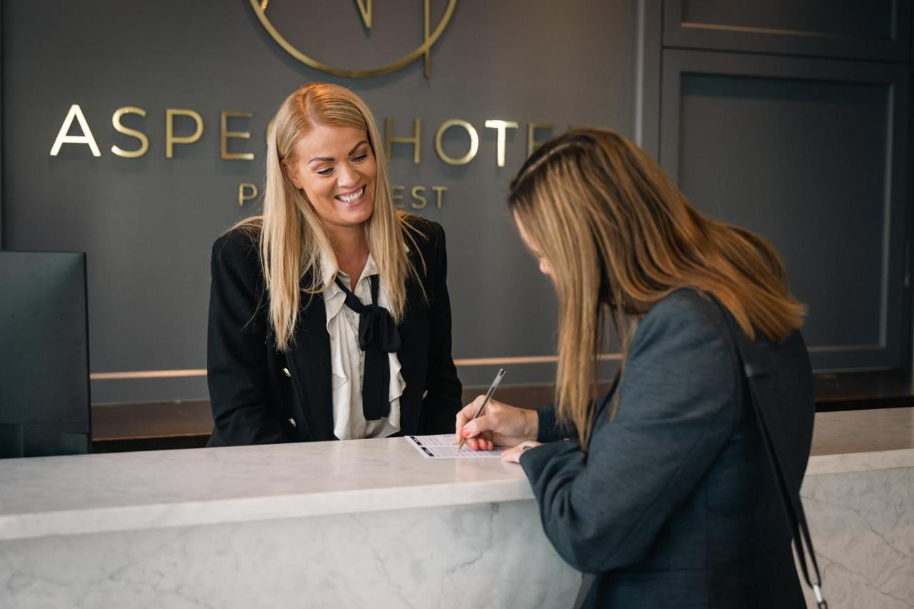 Aspect Hotel Park West Клондолкин Экстерьер фото