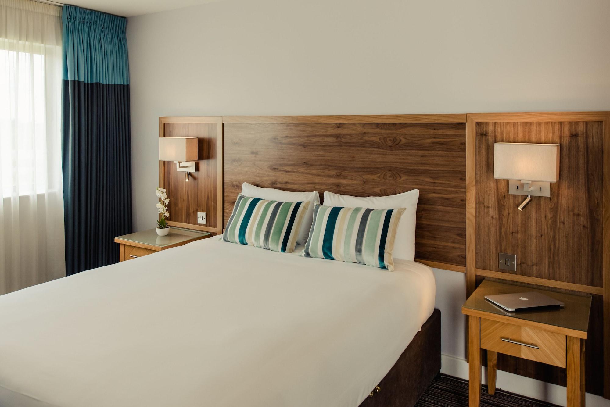 Aspect Hotel Park West Клондолкин Экстерьер фото
