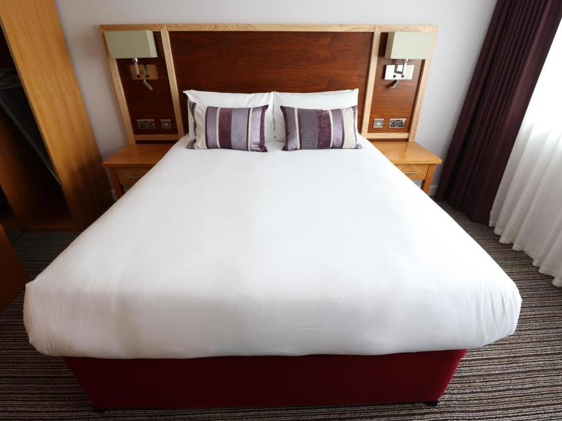 Aspect Hotel Park West Клондолкин Экстерьер фото