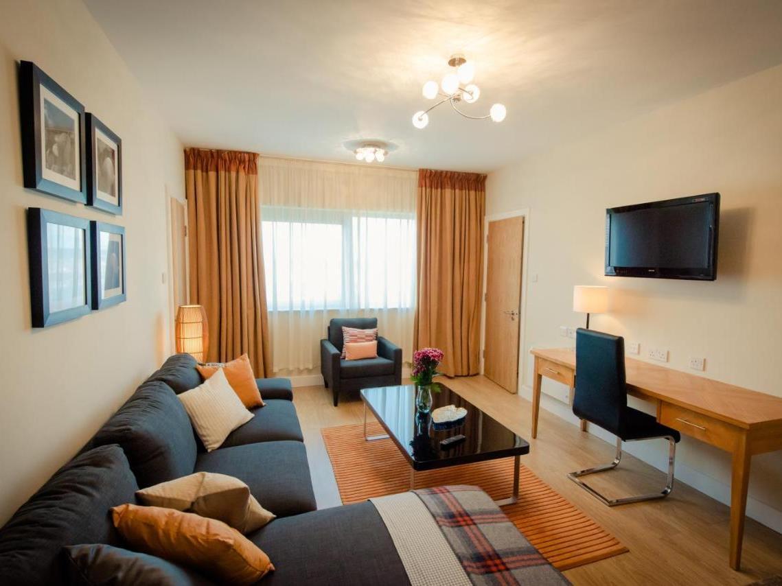 Aspect Hotel Park West Клондолкин Экстерьер фото
