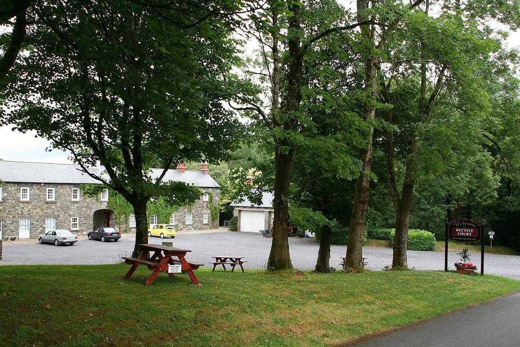 Aspect Hotel Park West Клондолкин Экстерьер фото